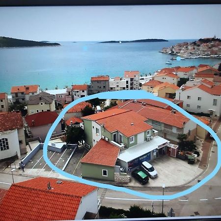 -Villa Sjor -Primosten-Apartmani- Has 2 Large Apartments And 2 Smaller Ones -Primosten Lokvice 6 المظهر الخارجي الصورة